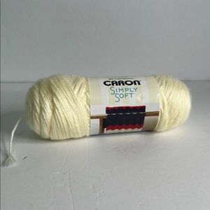 Yarnspirations Caron Simply Soft Off White 100% Acrylic Yarn